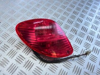 Zadní světlo Piaggio X9 levé