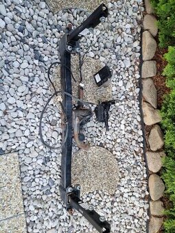 Tažné zařízení Mercedes E s211 originál