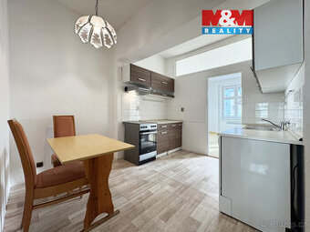 Prodej bytu 2+1, 77 m², Karlovy Vary, ul. Sokolovská