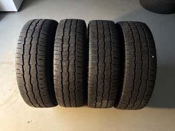 Zimní pneu Michelin 225/75R16C