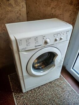 EXTRA UZKA PRACKA INDESIT -  33CM, SLIM WASH MACHINE