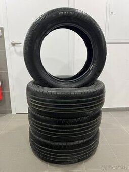 Pneu Dunlop 225/60 R18