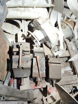 Prodám strojní svěráky.