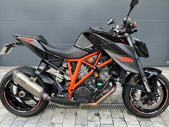 KTM Super Duke 1290 r