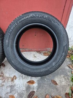 205 60 16 Hankook Zimní 2 ks