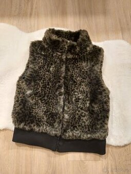 Chlupatá vesta HaM vel. 170