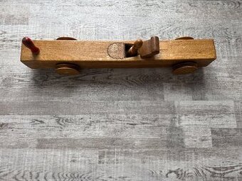 Hoblík jako model auta 73 cm