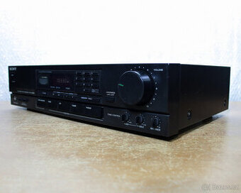 Receiver Sony STR-AV 200.