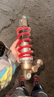 Zadní tlumič bmw s1000rr