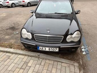 Mercedes C