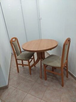 Rozkládací stůl+židle
