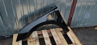 LEVÝ PŘEDNÍ BLATNÍK ŠKODA OCTAVIA 4 IV 20R- PHEV ELEKTRICKÝ