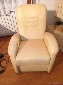 Prodám polohovací kreslo