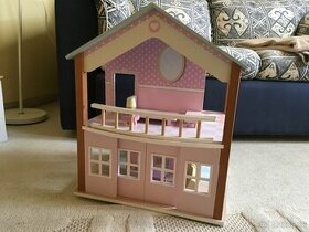 Dřevěný domeček pro panenky vč. nábytku