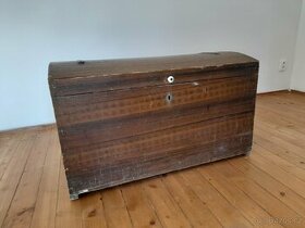 Dřevěná truhla - 1