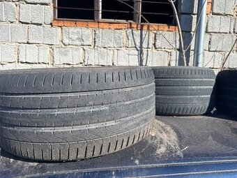 4x 295/35r21 107 y Pirelli dot 2019 3-4 mm