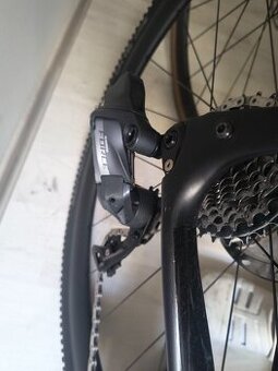 gravel Pinarello GAN GR