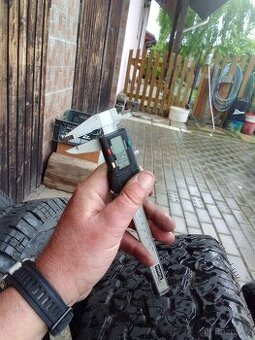 Unigrip lateral Force A/T 225/60/R17