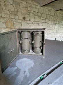 Prodám petrolejové lampy pro ohřev akumulátorů
pro P V3S. - 1