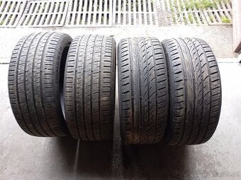 225/40 R18