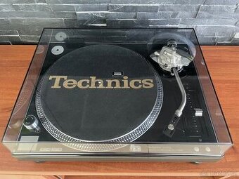 Technics 1200 - 1