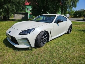 Toyota GR86