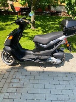 Skutr Keeway Flesch - 1