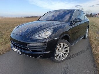 PORSCHE CAYENNE 4.8i V8. 294KW...PŘIPLATKOVA VYBAVA.