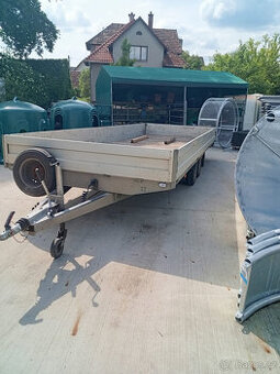 Přívěsný vozík 6 m 2600 kg