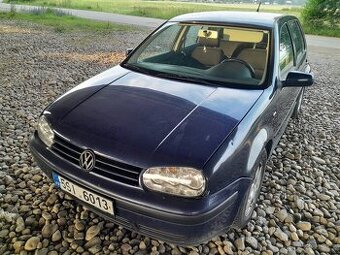 VW Golf 4