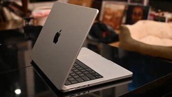 MacBook Pro M4 14" (2024) 16GB / 512GB – Nanotextura - TOP