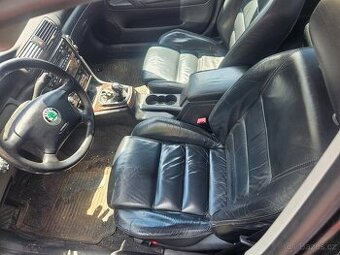 Škoda Superb 1