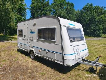 Knaus 400 - předstan, nádherný karavan