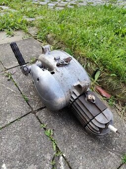 Motor Jawa 555