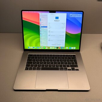 Nový Apple MacBook AIR 15” M3 512GB,16GB RAM,Baterie 100%