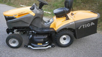 Zahradní traktor Stiga AWD profi.