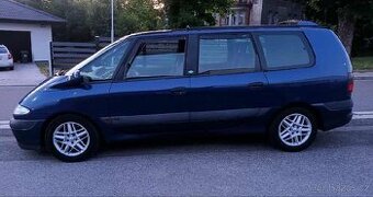 Renault Espace III Grand = prodloužená verze. Motor 2.2 TD