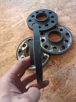 Podložky pod kola rozteč 5x100 5x112 sila 12mm