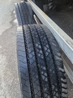 245/70 R19.5