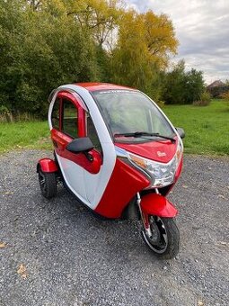 Elblesk bez ŘP Elektrická tříkolka kapotovaná elektromobil