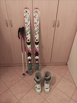 Sjezdové lyže a boty