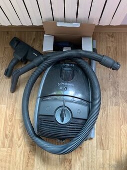 Vysavač PHILIPS na opravu