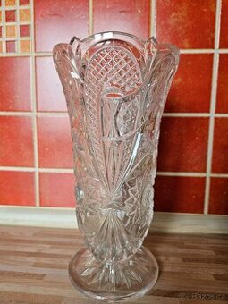 broušená váza Bohemia Crystal