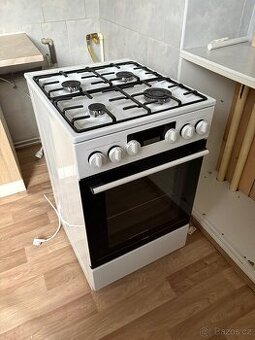 Plynový sporák MORA