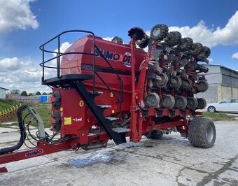 Secí stroj s technológiou Strip-till SUMO DTS 6