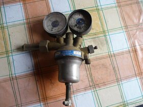 Autogen - redukční ventil kyslík