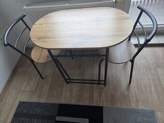 JÍDELNÍ STŮL PRO 2 OSOBY