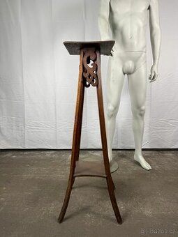 Starožitný stojan / podstavec (137013)