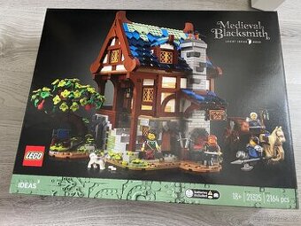 Lego 21325 Středověká kovárna