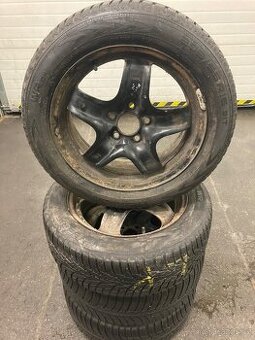 205/55/16 zimní na diskách ford